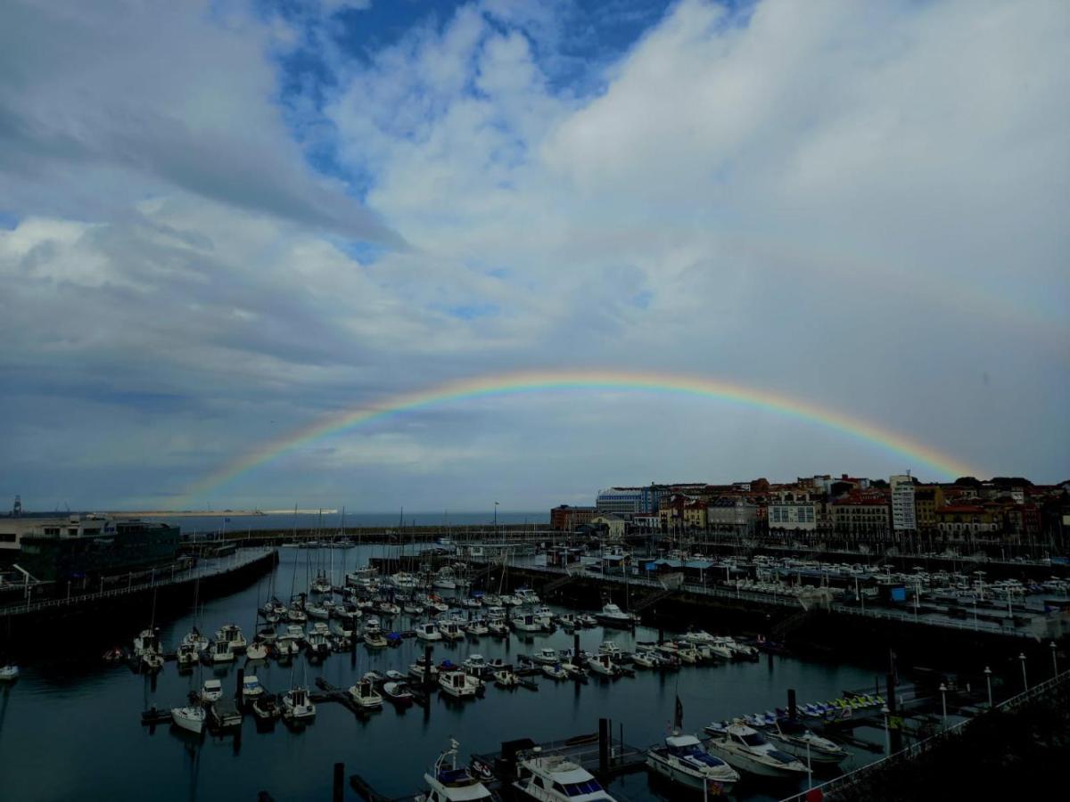 Otra Mirada Al Mar Apartment Gijon Bagian luar foto